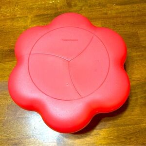 Tupperware Chip and Dip Dish